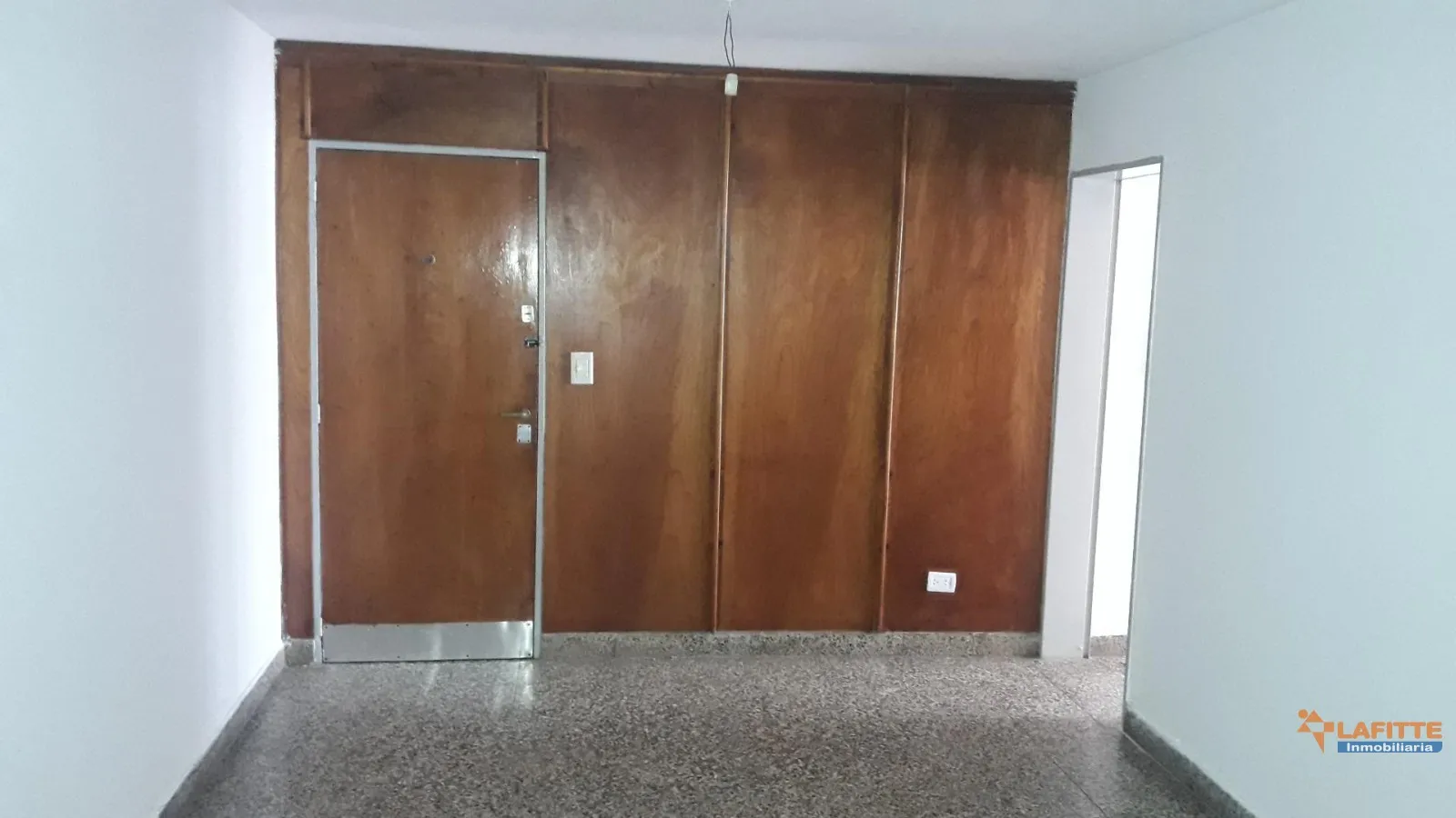 DEPARTAMENTO EN VENTA, 2 DORMITORIOS CON BALCÓN