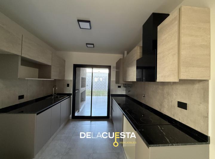 Casa · 95m² · 5 Ambientes