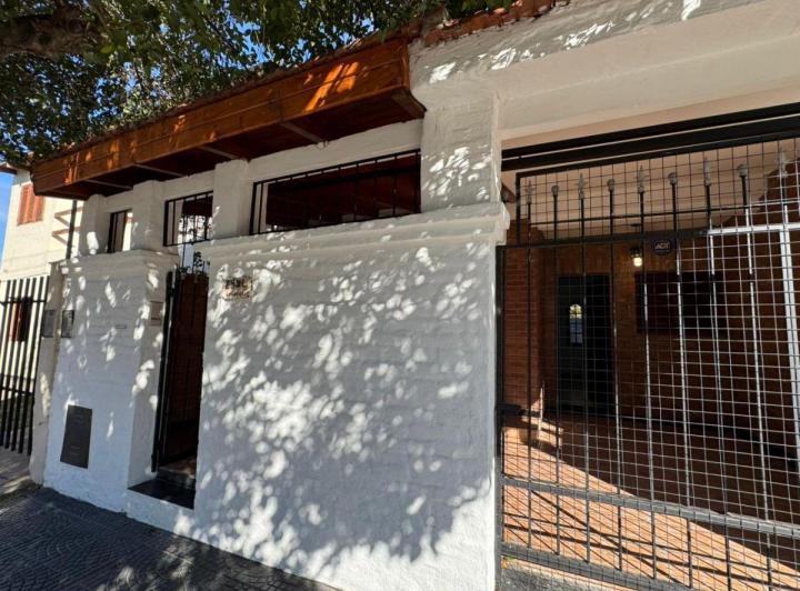 Casa · 46m² · 2 Ambientes · 1 Cochera