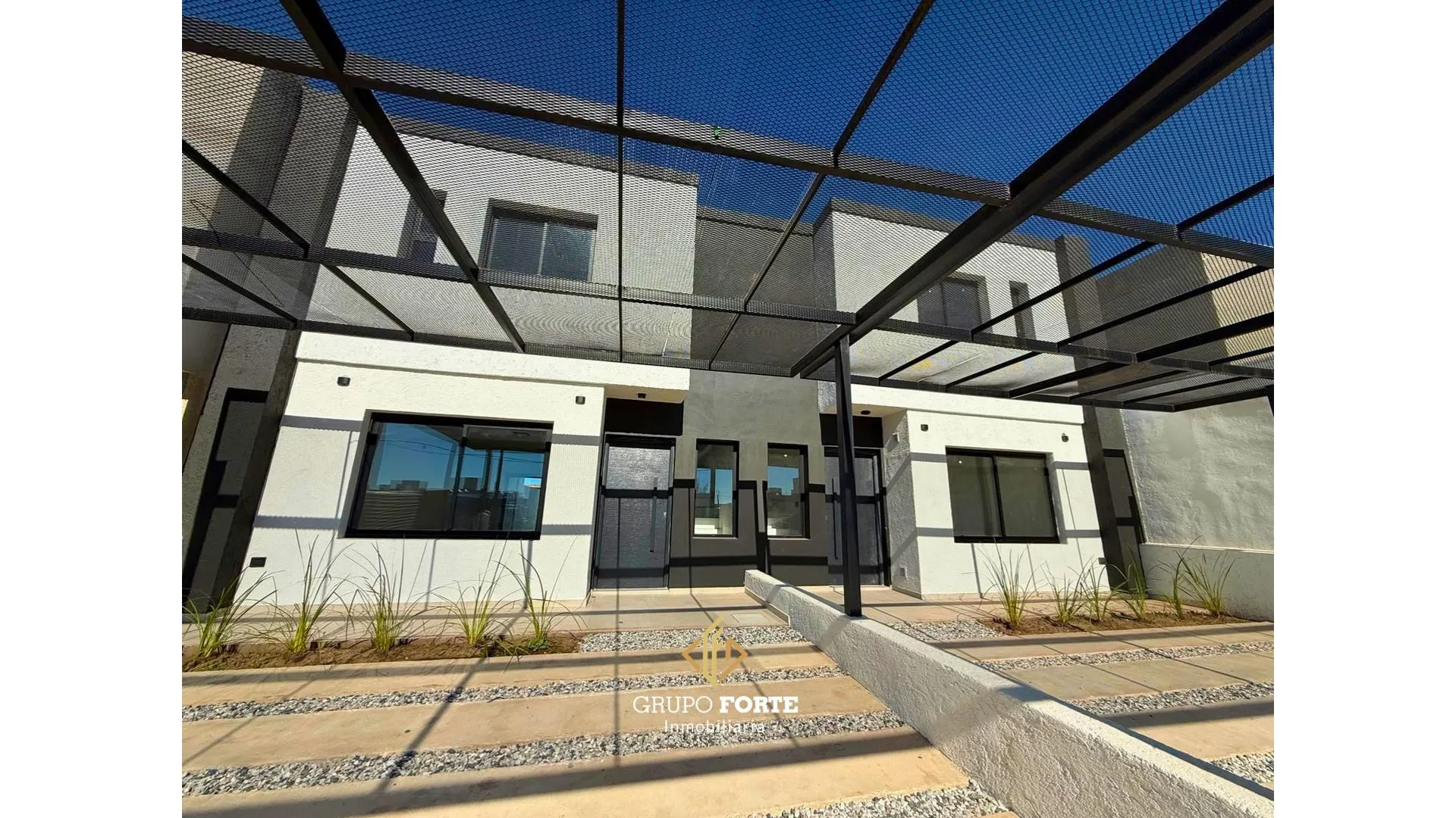 Duplex en venta- Docta, 3 dormitorios con patio