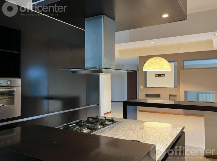 Casa · 2187m² · 7 Ambientes
