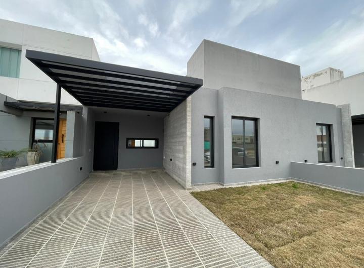 Casa · 130m² · 4 Ambientes