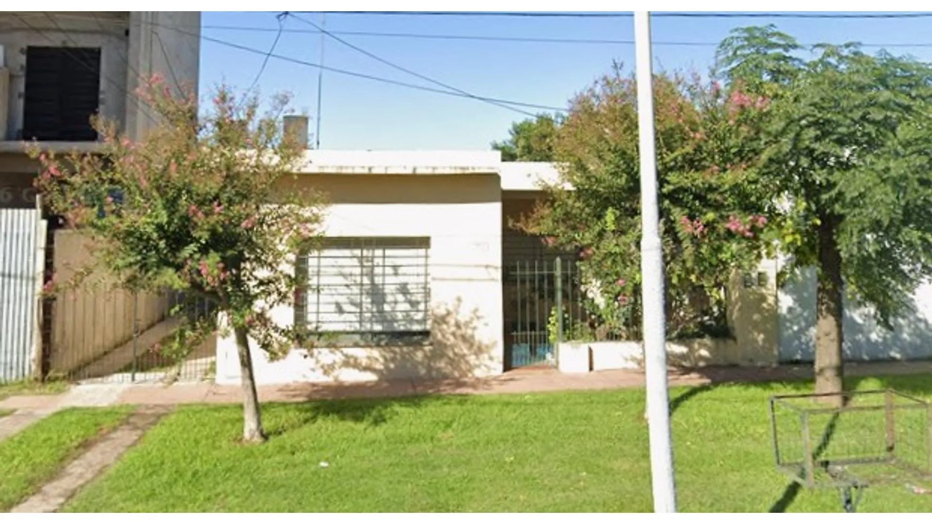 Casa sobre Hipolito Yrigoyen