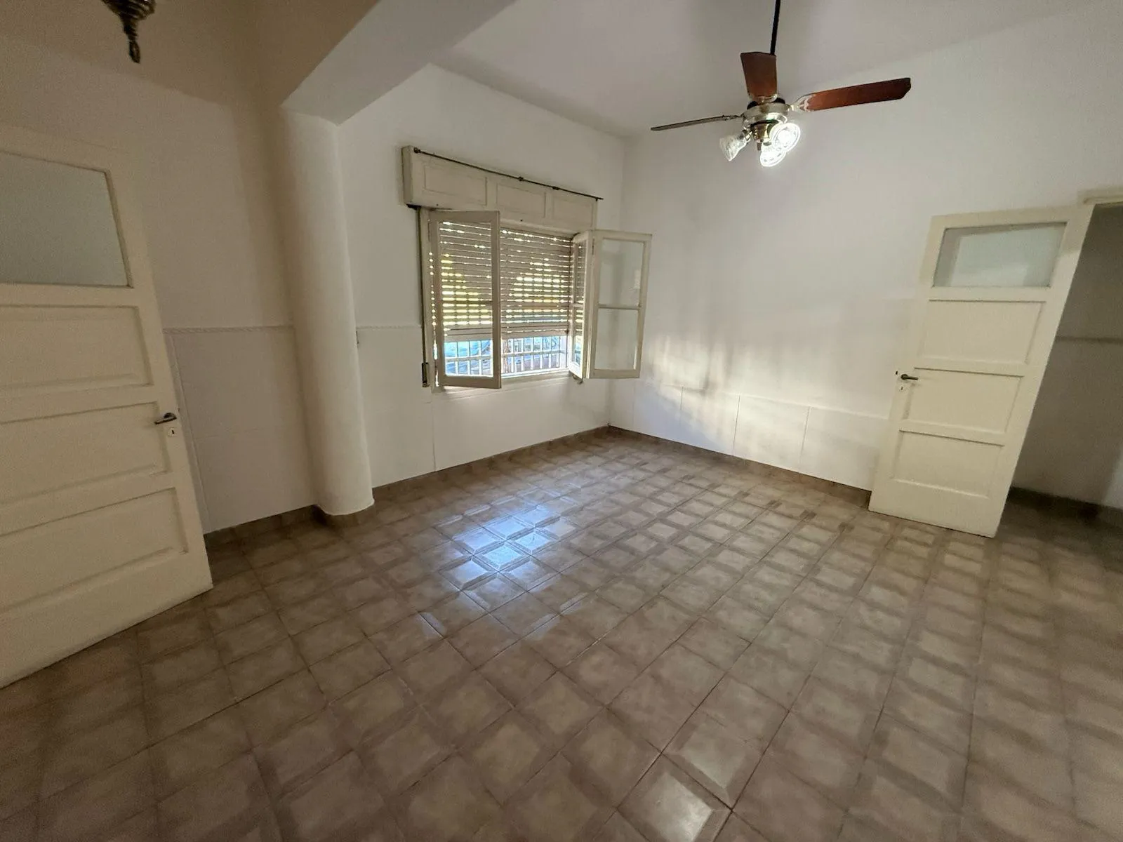CASA DE 2 DORMITORIOS EN BARRIO PROVIDENCIA