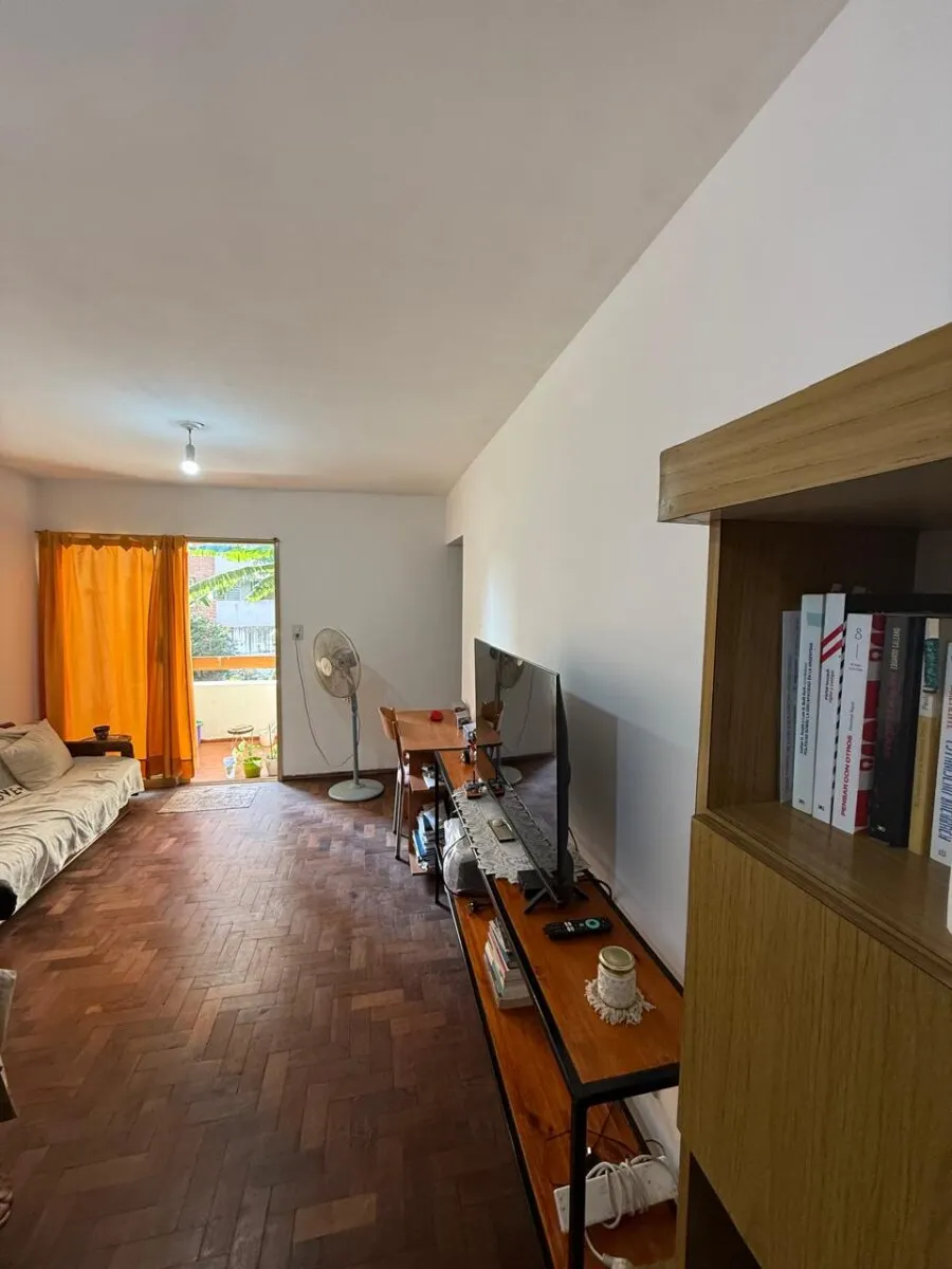 Departamento de 1 dormitorio al contrafrente con balcon. Ambrosio Olmos 870. Nue...