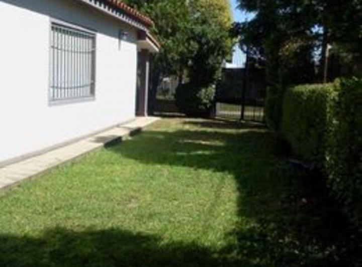 Casa · 96m² · 5 Ambientes · 2 Cocheras