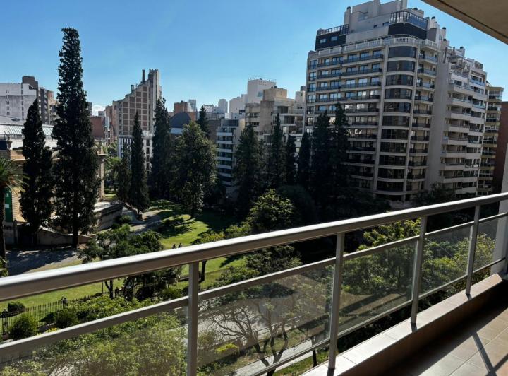 Departamento · 222m² · 3 Ambientes · 1 Cochera