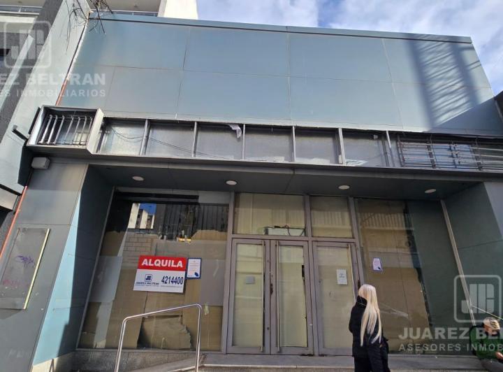 Local comercial · 360m² · 4 Ambientes
