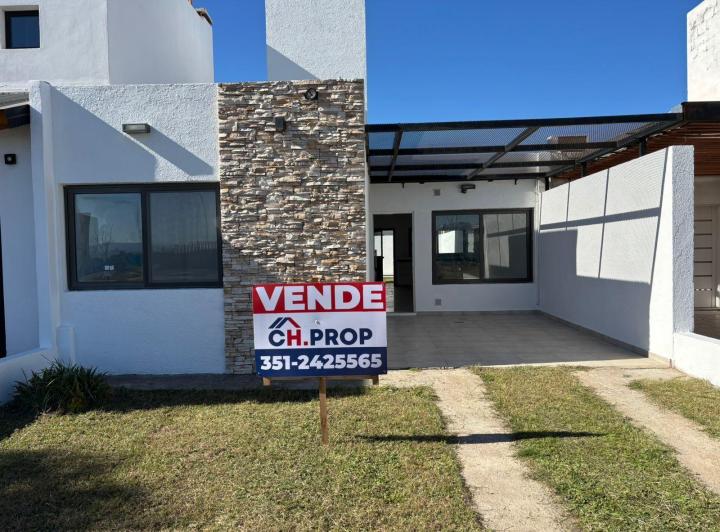 Casa · 120m² · 4 Ambientes · 1 Cochera