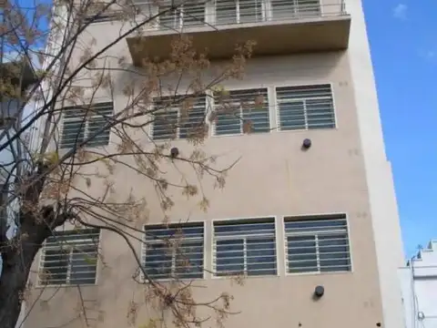 Galpón en Alquiler en Flores, CABA