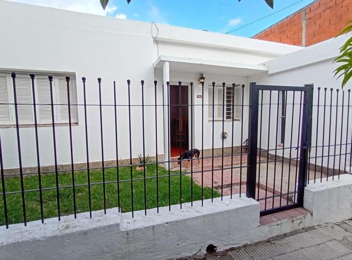 Casa · 115m² · 2 Dormitorios