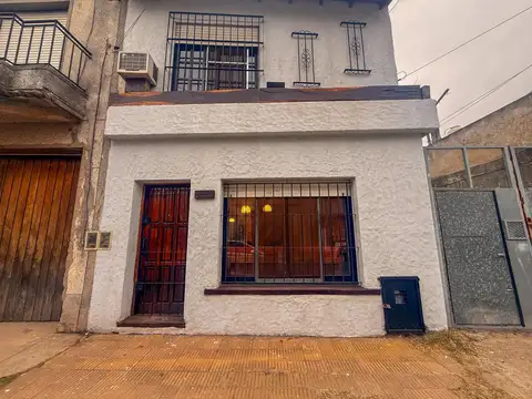 Casa en Alquiler en Lomas del Mirador, Partido de La Matanza