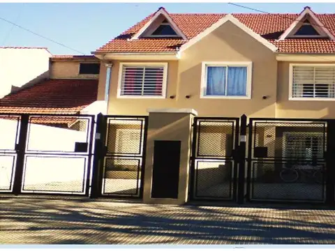 Casa en Alquiler en Villa Adelina, Partido de San Isidro