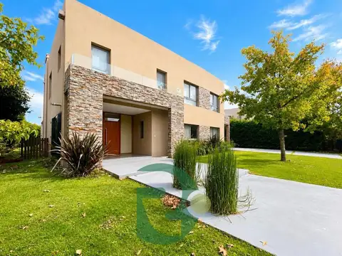 Casa en Alquiler en La Lomada De Pilar, Countries y Barrios Cerrados en Pilar