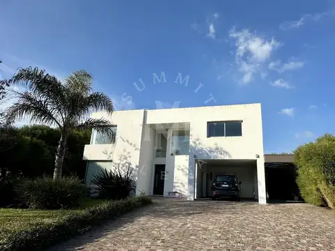 Casa en Alquiler en Fincas de Hudson, Countries y Barrios Cerrados en Berazategui