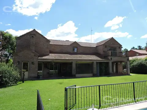 Casa en Venta en Lomas De Fatima, Countries y Barrios Cerrados en Pilar
