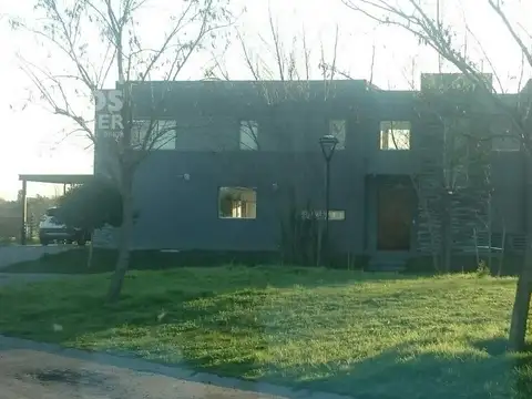 Casa en Venta en El Canton - Norte, Countries y Barrios Cerrados en Escobar