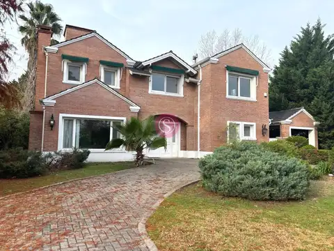 Casa en Venta en La Lomada De Pilar, Countries y Barrios Cerrados en Pilar