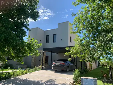 Casa en Venta en Los Alcanfores, Countries y Barrios Cerrados en Pilar