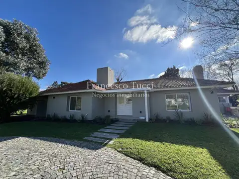Casa en Venta en San Diego Country Club, Countries y Barrios Cerrados en Moreno