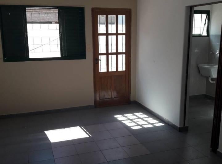 Casa · 70m² · 4 Ambientes · 1 Cochera