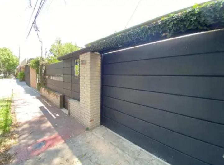 Casa · 140m² · 7 Ambientes · 1 Cochera