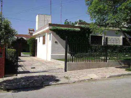 vendo Casa Carlos Paz 3 Dormitorios
