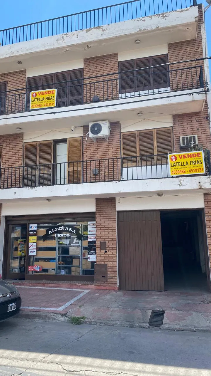 B° ALTO GENERAL PAZ - ONCATIVO 2335 GALPON MAS LOCAL MAS 2 DPTOS - CG