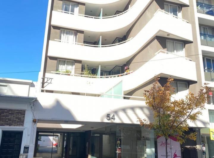 Departamento · 96m² · 5 Ambientes · 1 Cochera