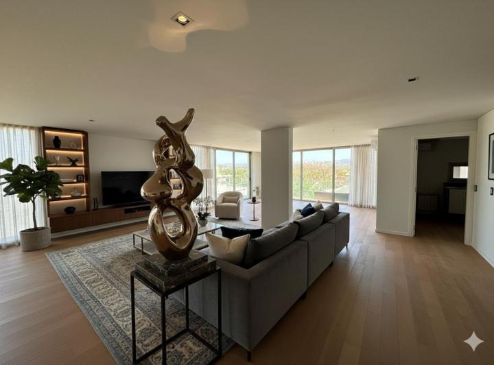 Departamento · 322m² · 6 Ambientes · 3 Cocheras
