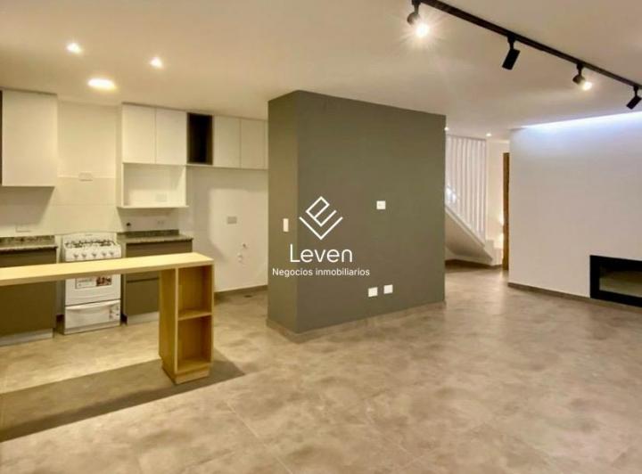 Casa · 126m² · 5 Ambientes · 2 Cocheras
