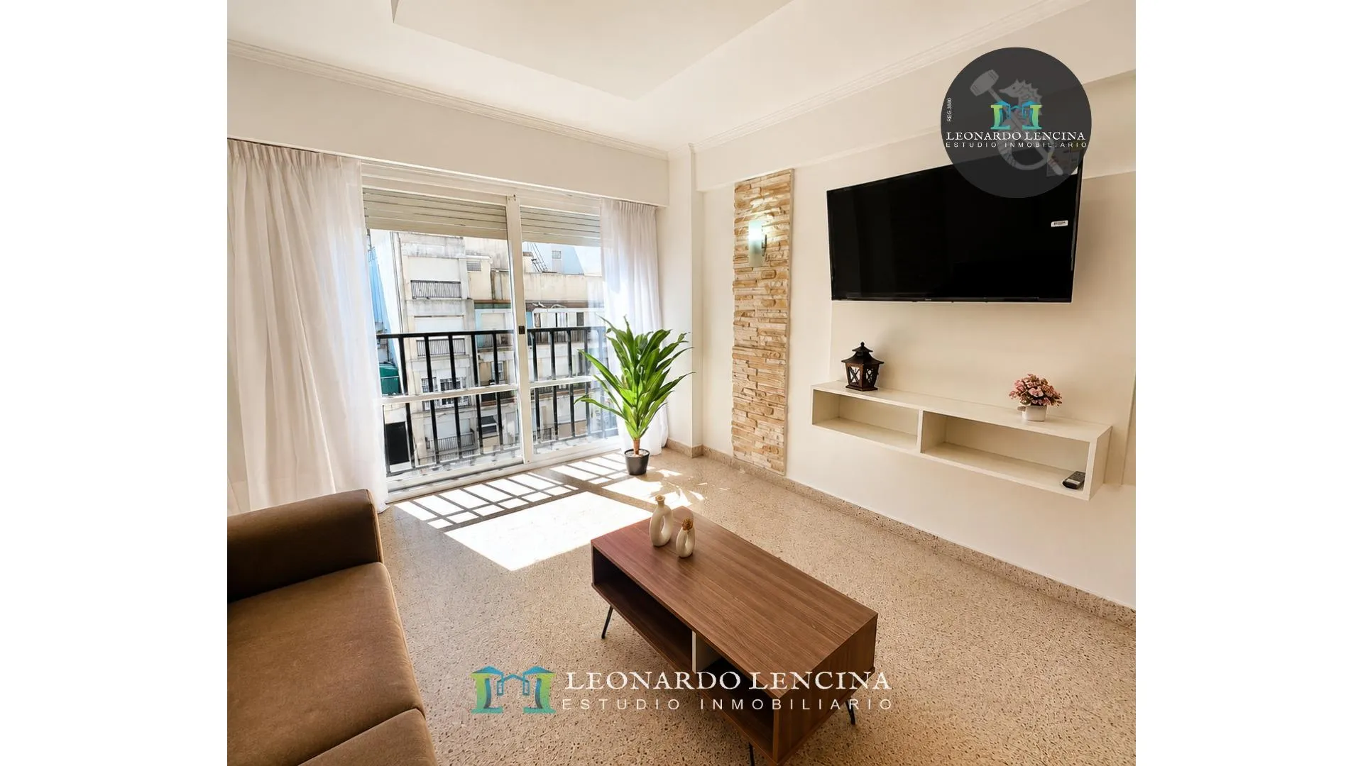 DEPARTAMENTO 2 AMB. + DEP. - VISTA LATERAL AL MAR