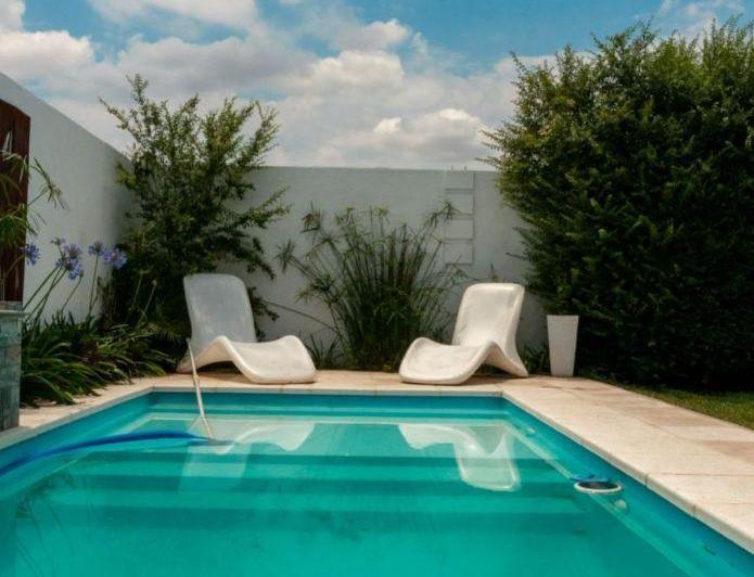 Casa · 204m² · 7 Ambientes · 4 Cocheras