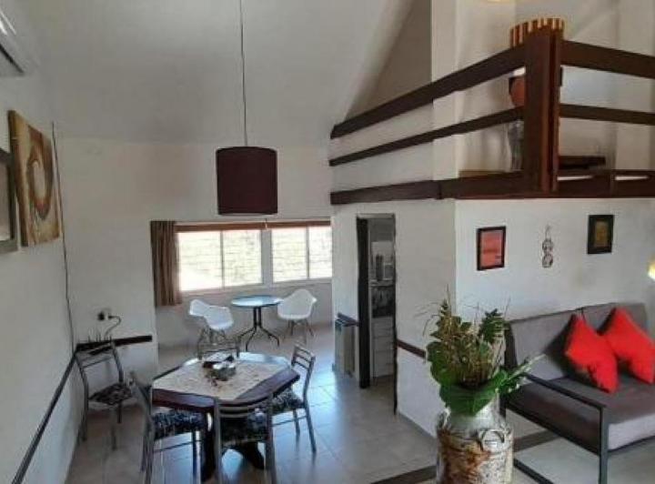 Casa · 155m² · 4 Ambientes · 1 Cochera