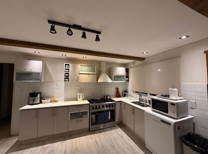 Casa · 344m² · 6 Ambientes · 3 Cocheras