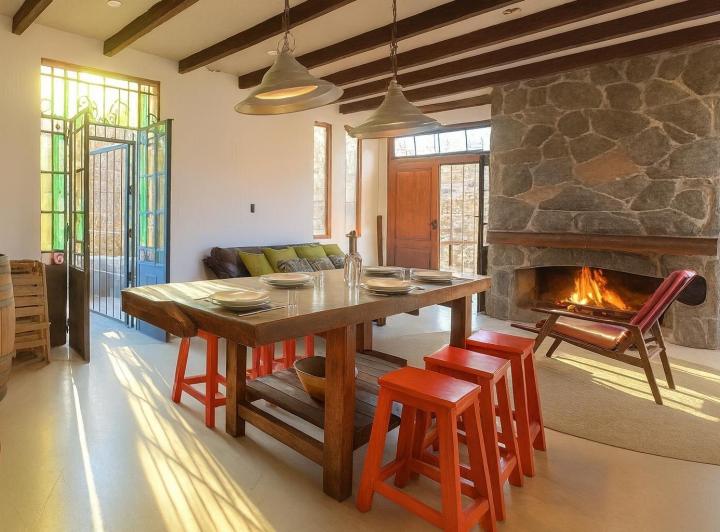 Casa · 206m² · 6 Ambientes · 2 Cocheras