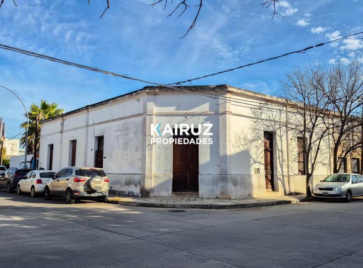 Casa · 177m² · 8 Ambientes