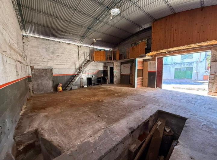 Bodega-Galpón · 110m² · 2 Ambientes