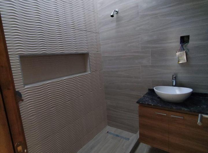 Casa · 75m² · 5 Ambientes · 1 Cochera