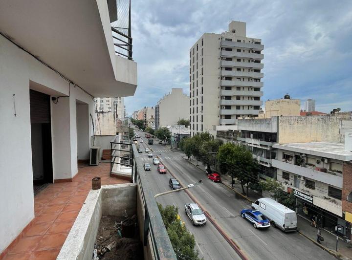 Departamento · 82m² · 5 Ambientes