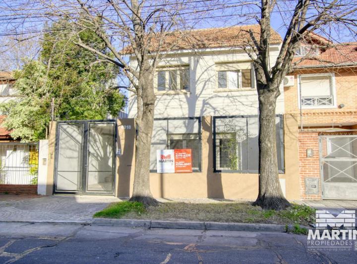 Casa · 130m² · 5 Ambientes · 1 Cochera