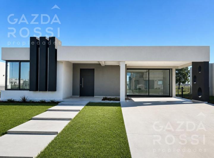 Casa · 190m² · 5 Ambientes · 4 Cocheras