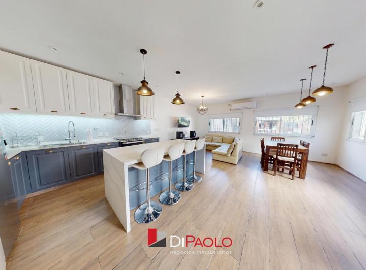 Casa · 185m² · 4 Ambientes · 1 Cochera