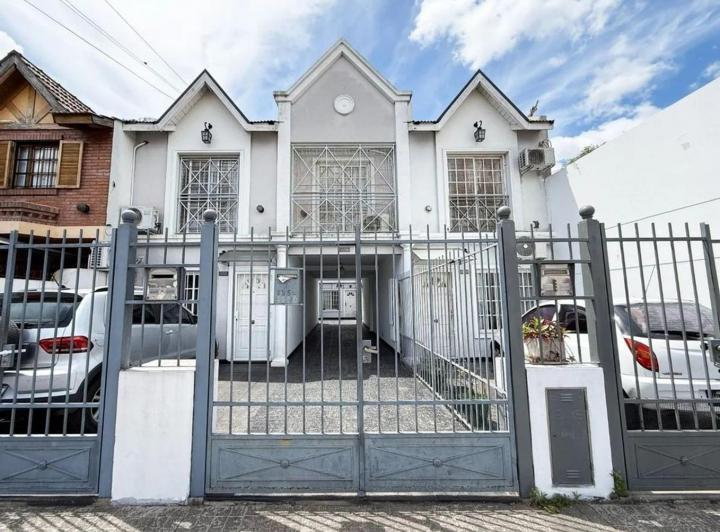 Casa · 90m² · 4 Ambientes