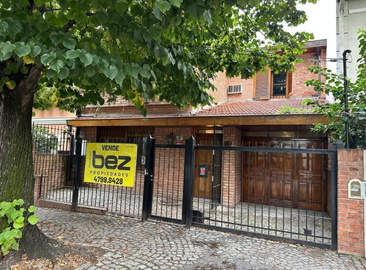 Casa · 175m² · 4 Ambientes · 1 Cochera
