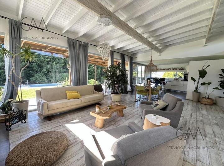 Casa · 176ha · 4 Ambientes