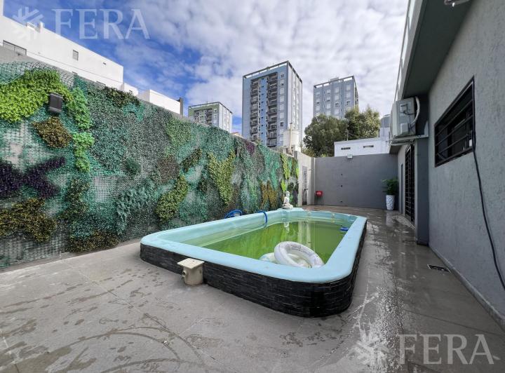 Casa · 180m² · 4 Ambientes · 1 Cochera