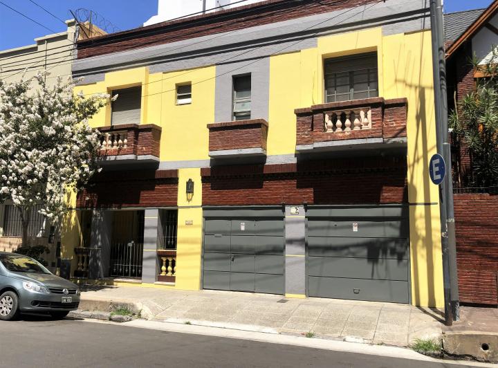 Casa · 313m² · 5 Ambientes · 2 Cocheras