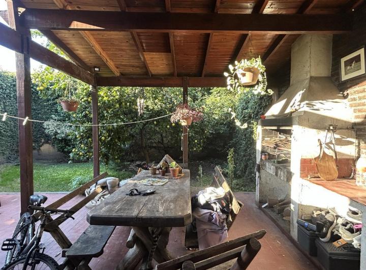 Casa · 150m² · 5 Ambientes · 1 Cochera