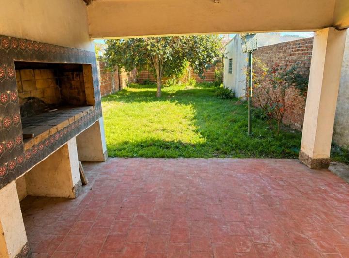 Casa · 83m² · 3 Ambientes · 1 Cochera